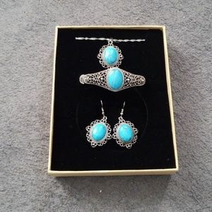 Turquoise jewelry set